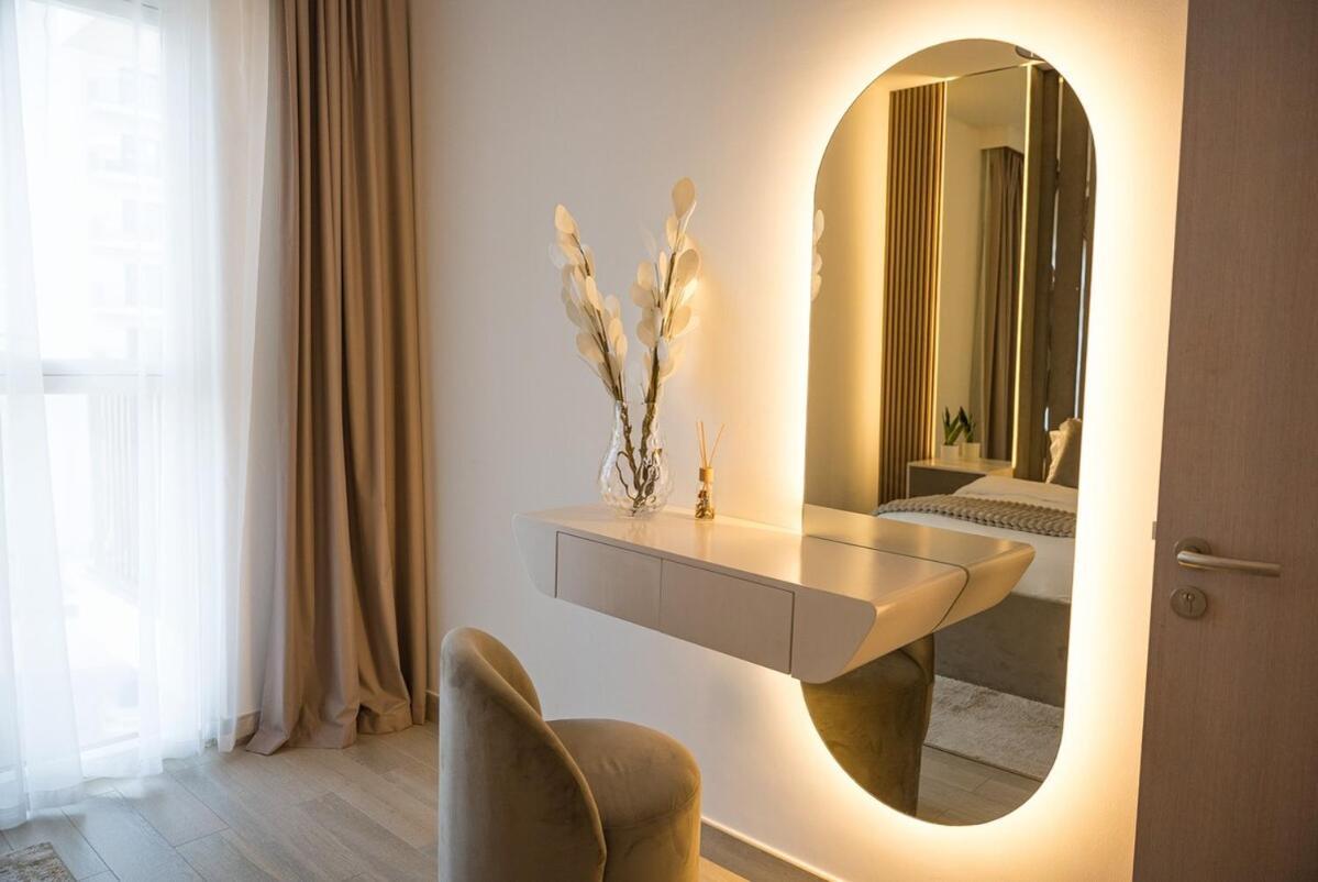 Luxury Retreat 1bdr In Yas Island Premium Location With Pool And Gym *