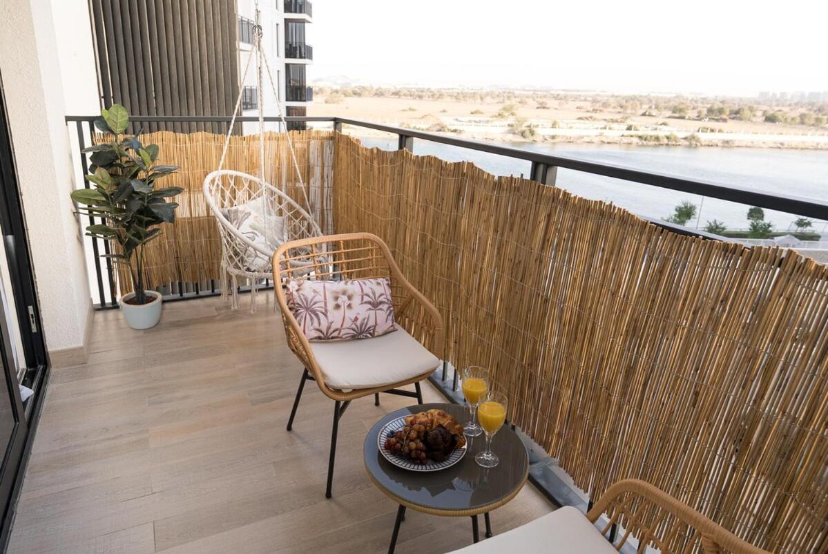 Apartment Luxury Retreat 1bdr In Yas Island Premium Location With Pool And Gym *