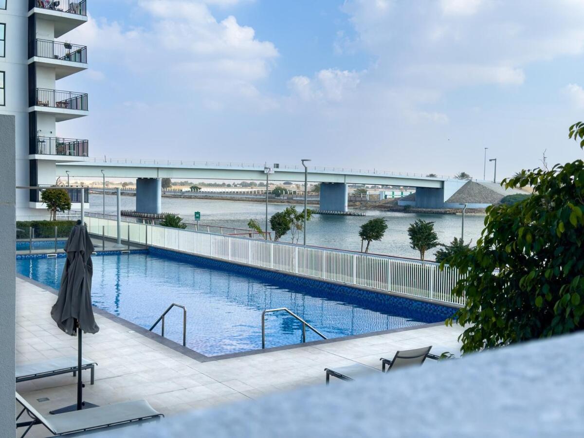 Apartment Luxury Retreat 1bdr In Yas Island Premium Location With Pool And Gym *
