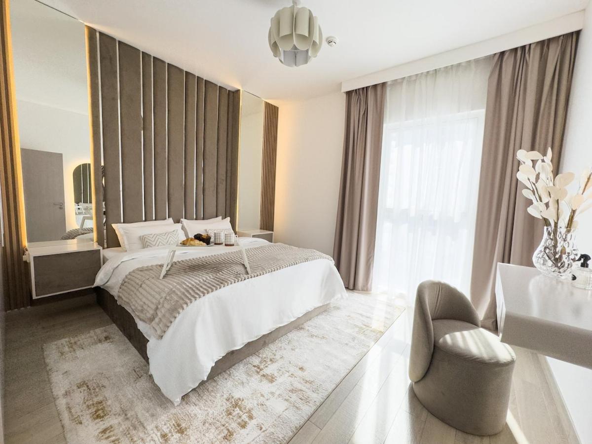 Luxury Retreat 1bdr In Yas Island Premium Location With Pool And Gym Apartment